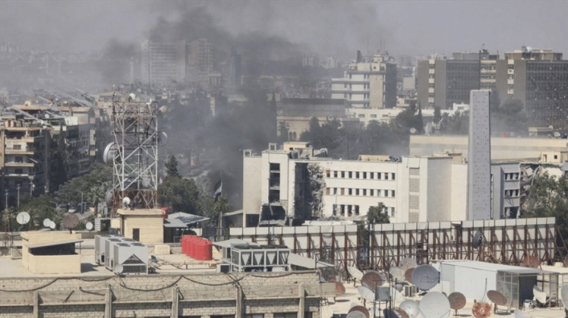 حملات مکرر اسرائیل به دمشق: بمباران مجتمع ریاست جمهوری و ساختمان ستاد کل